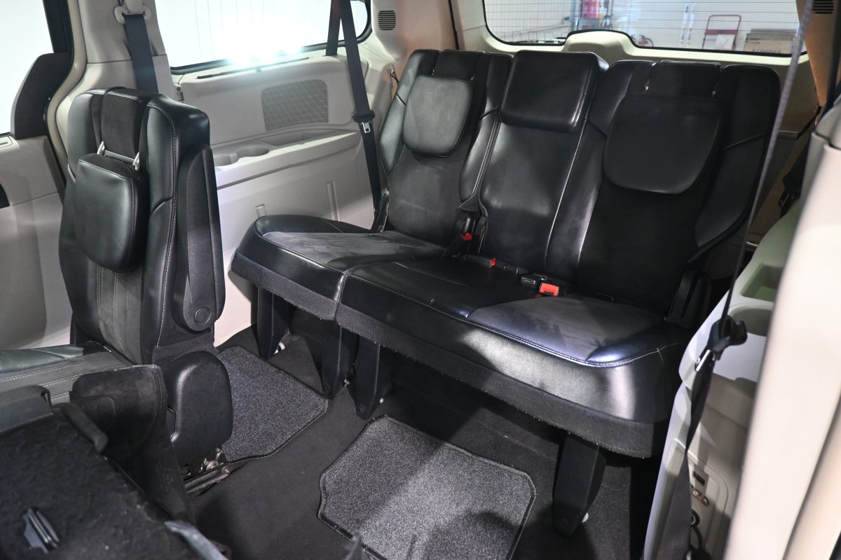 Foto Lancia Voyager 13