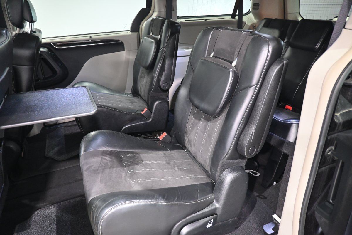 Foto Lancia Voyager 12