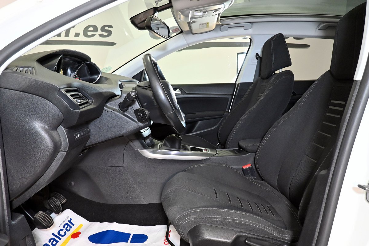 Foto Peugeot 308 13