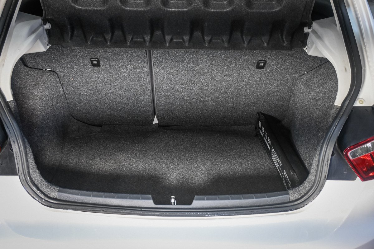 Foto Seat Ibiza 9