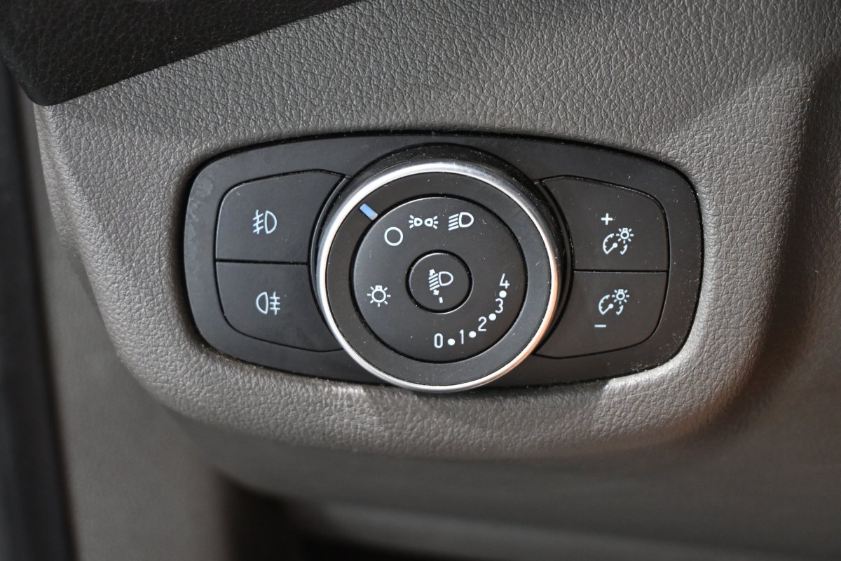 Foto Ford Grand 25