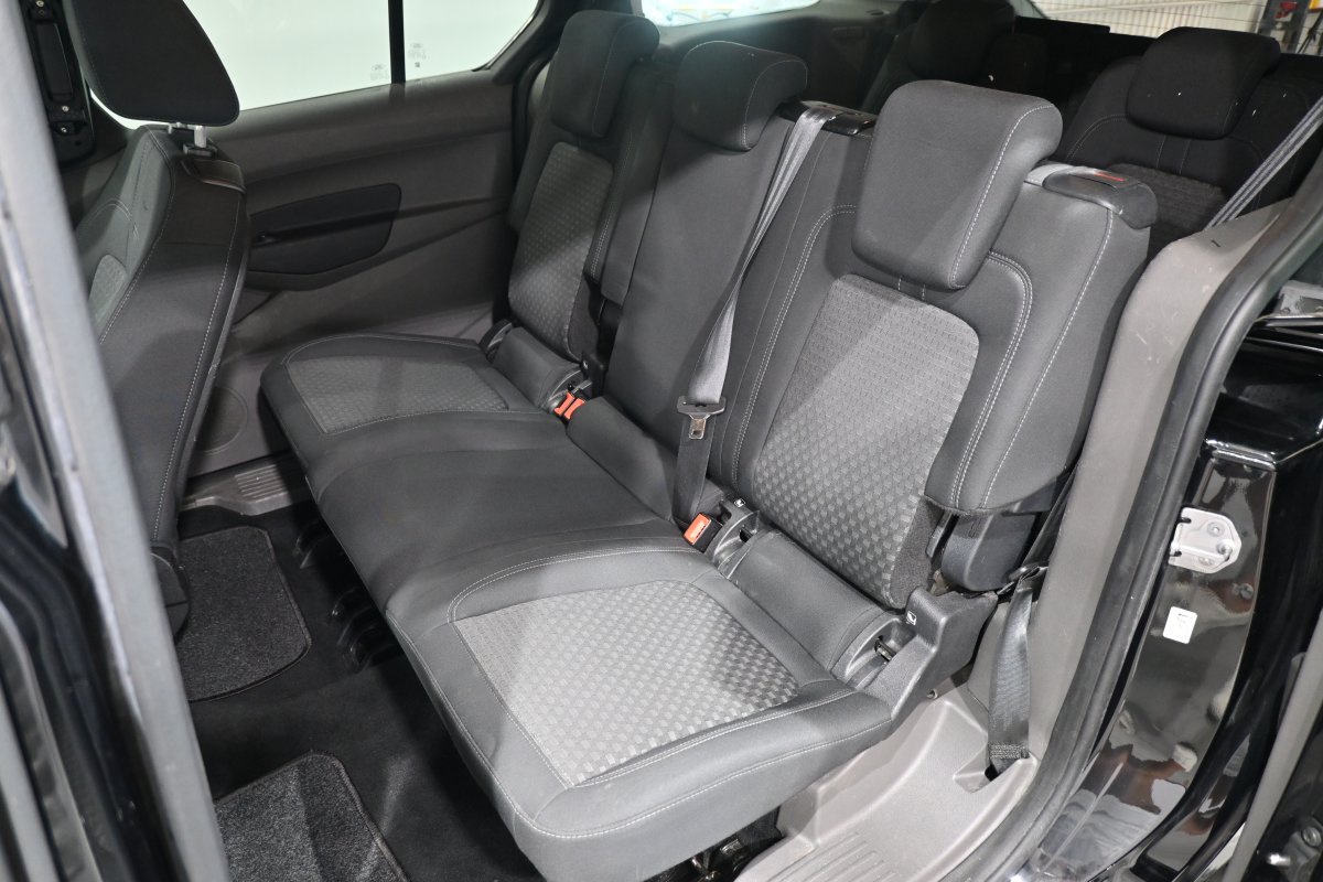 Foto Ford Grand 11