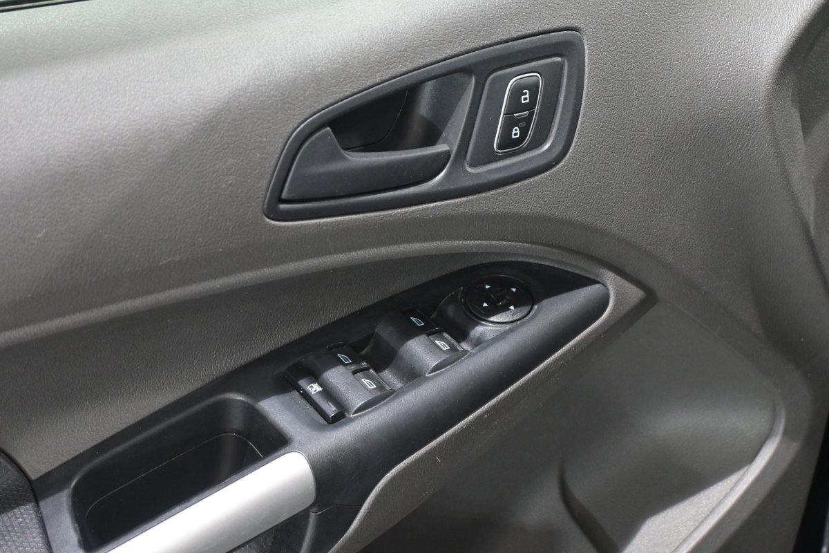 Foto Ford Grand 26