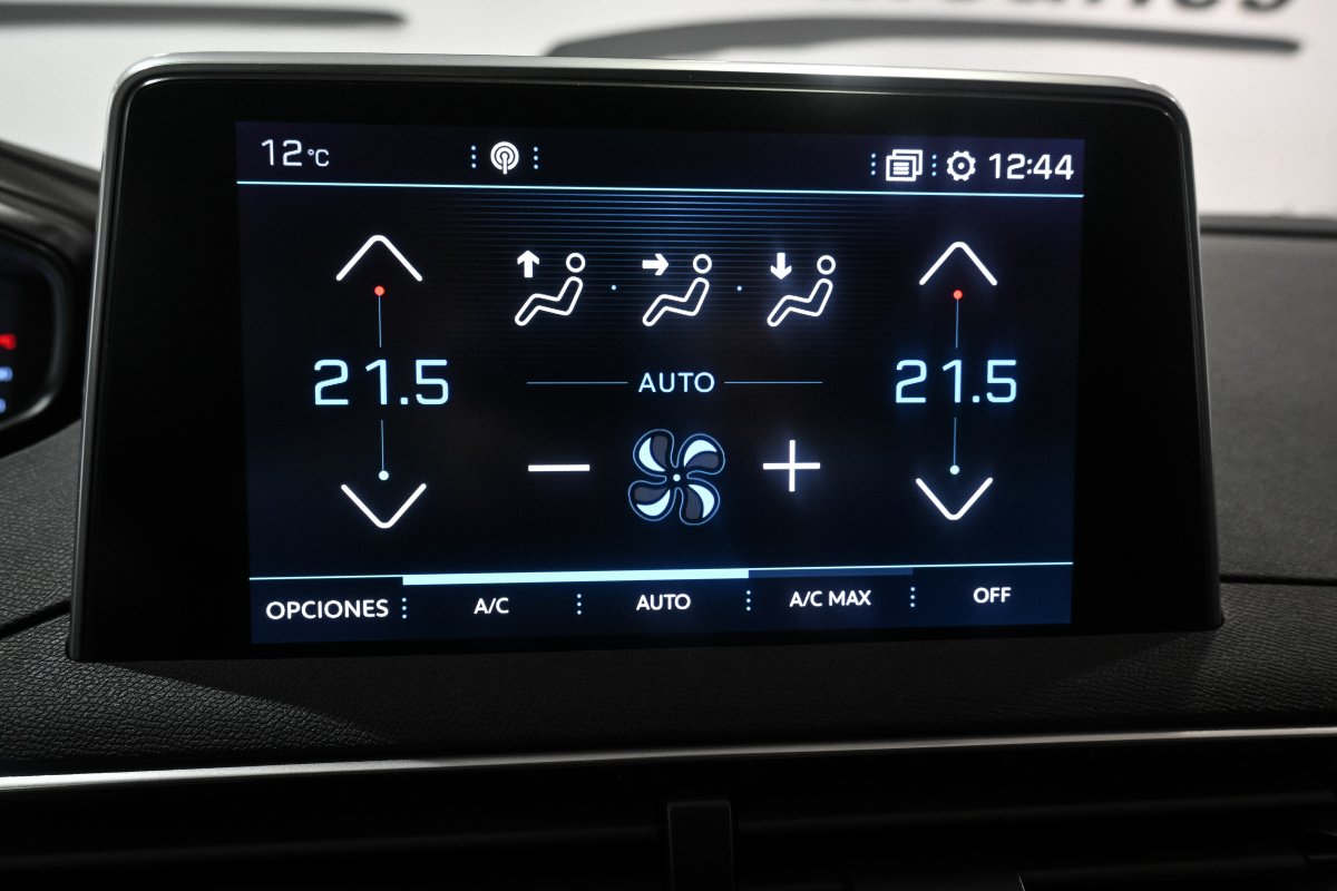 Foto Peugeot 5008 23