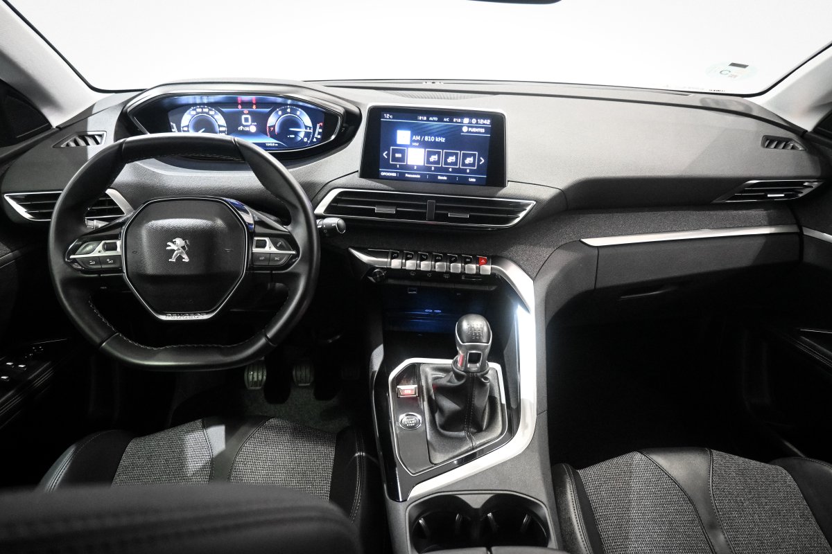 Foto Peugeot 5008 26