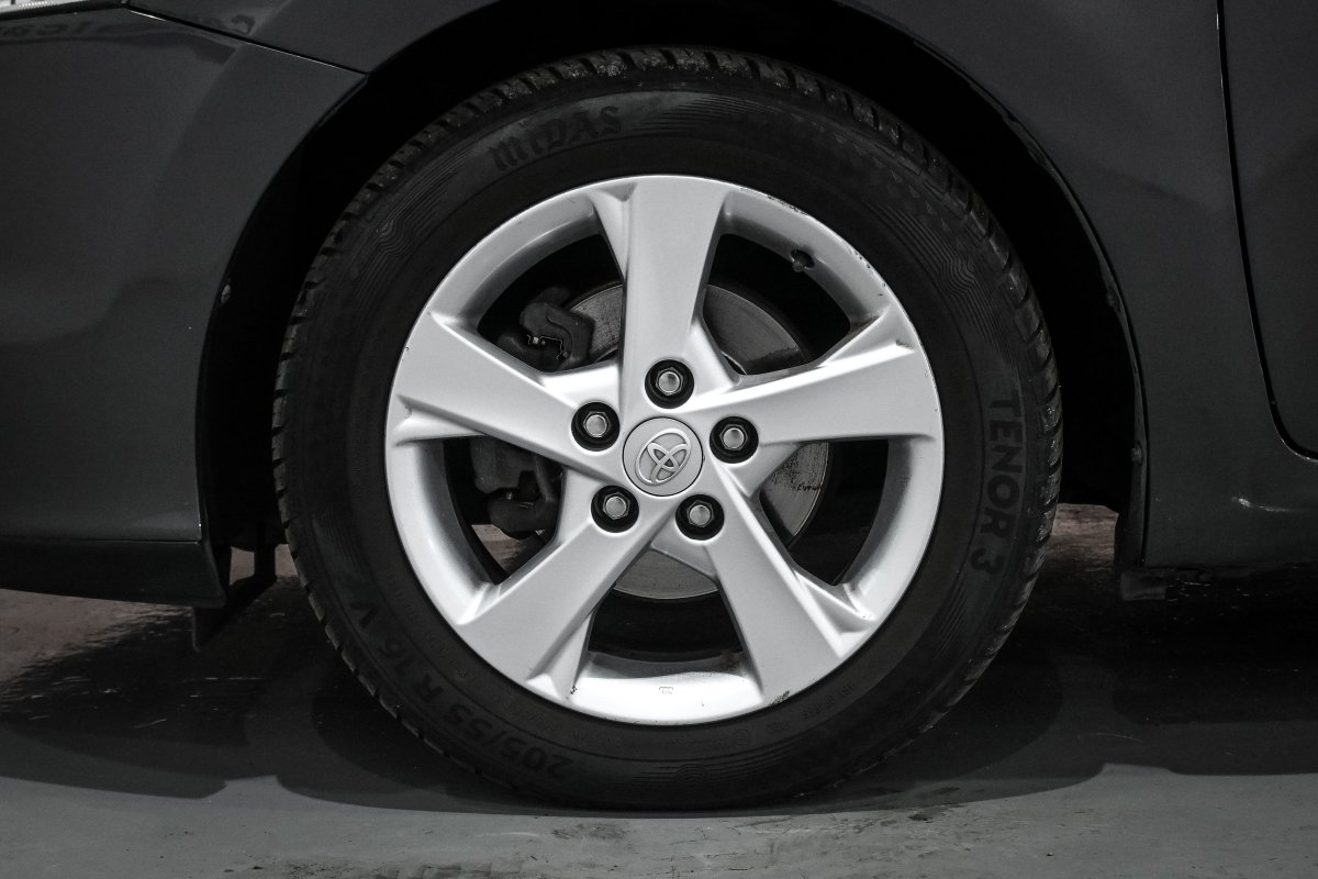 Foto Toyota Auris 26