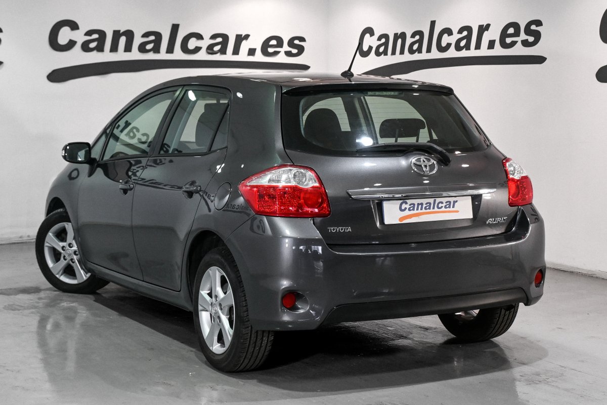 Foto Toyota Auris 7
