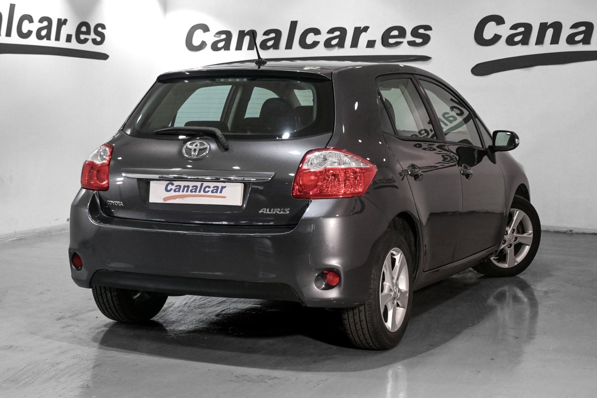 Foto Toyota Auris 5