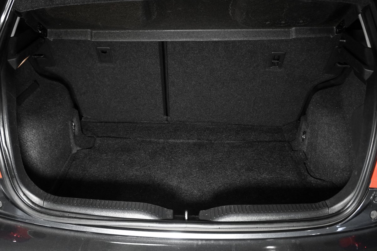 Foto Toyota Auris 9