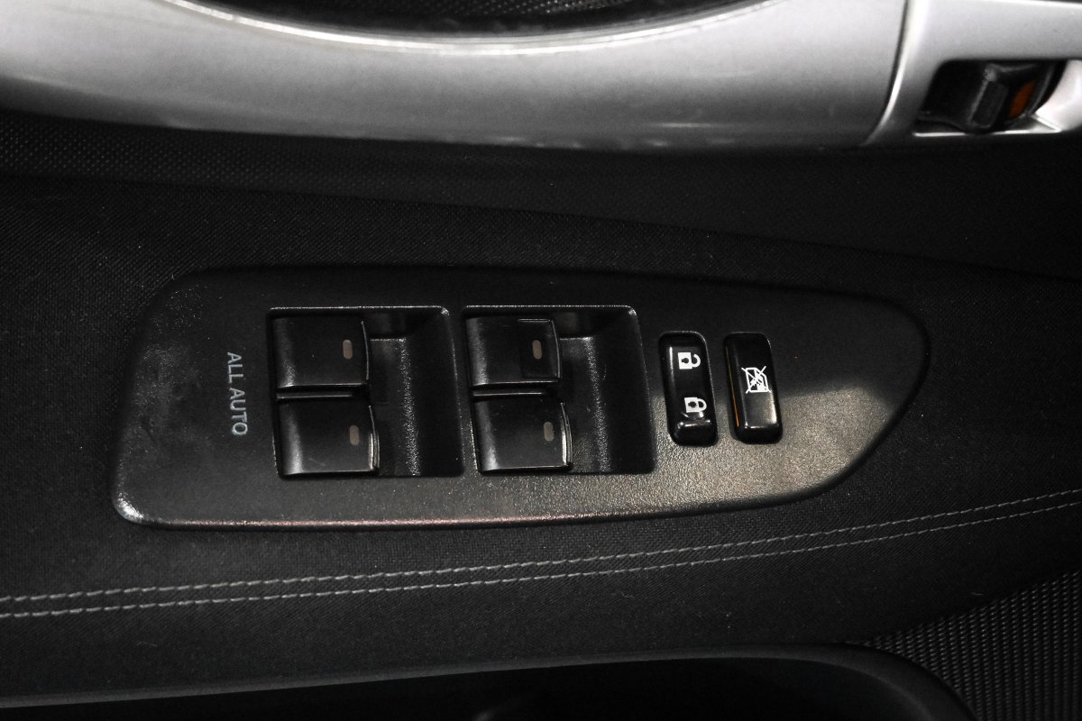 Foto Toyota Auris 25