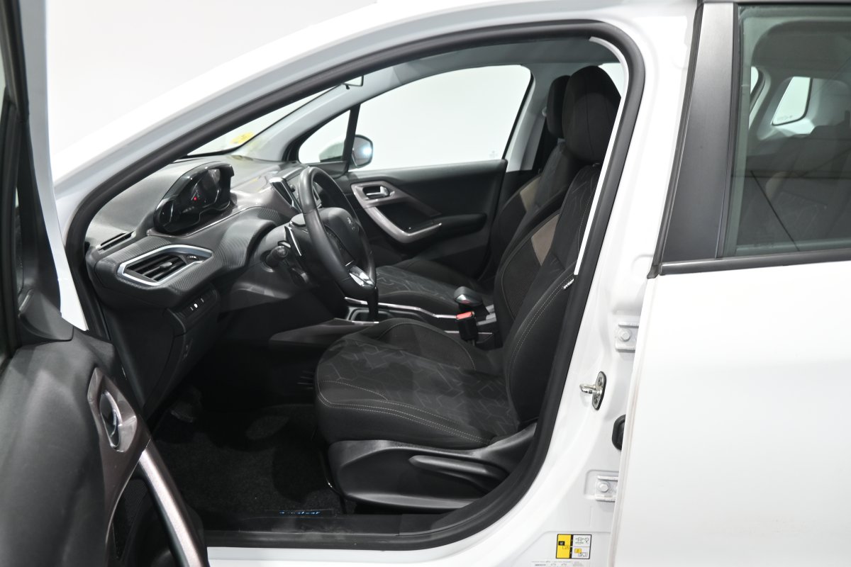 Foto Peugeot 2008 10