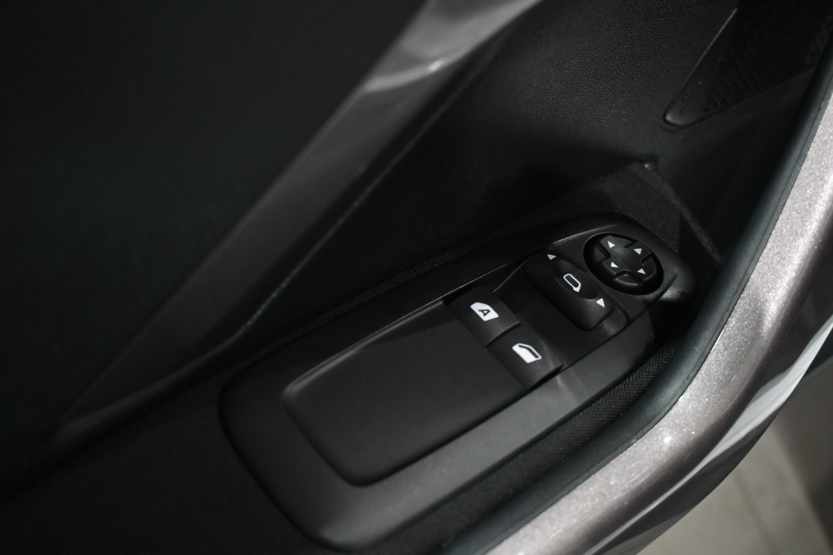 Foto Peugeot 2008 27