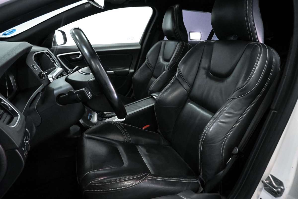 Foto Volvo V60 16