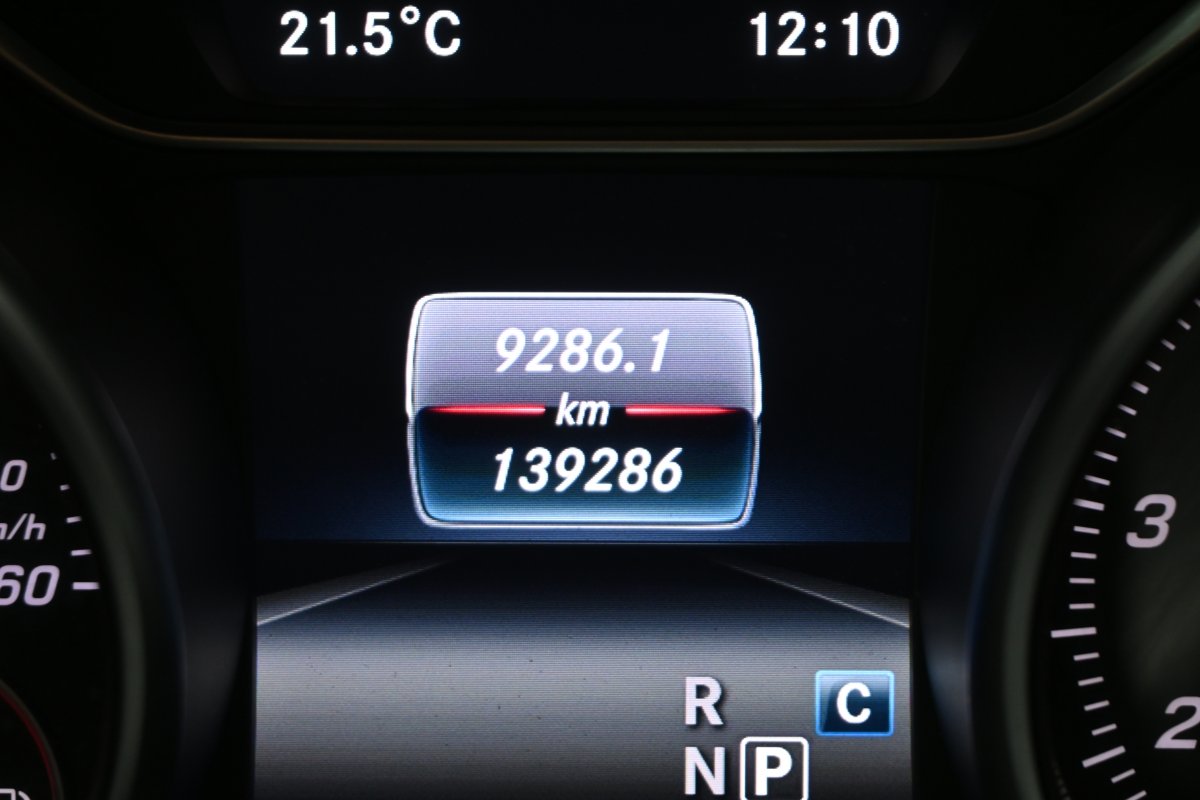 Foto Mercedes-Benz GLA 13