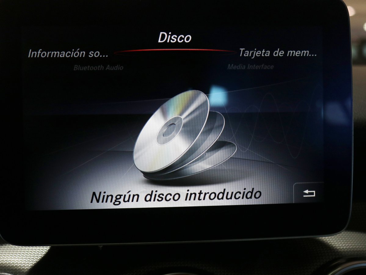 Foto Mercedes-Benz GLA 200 23