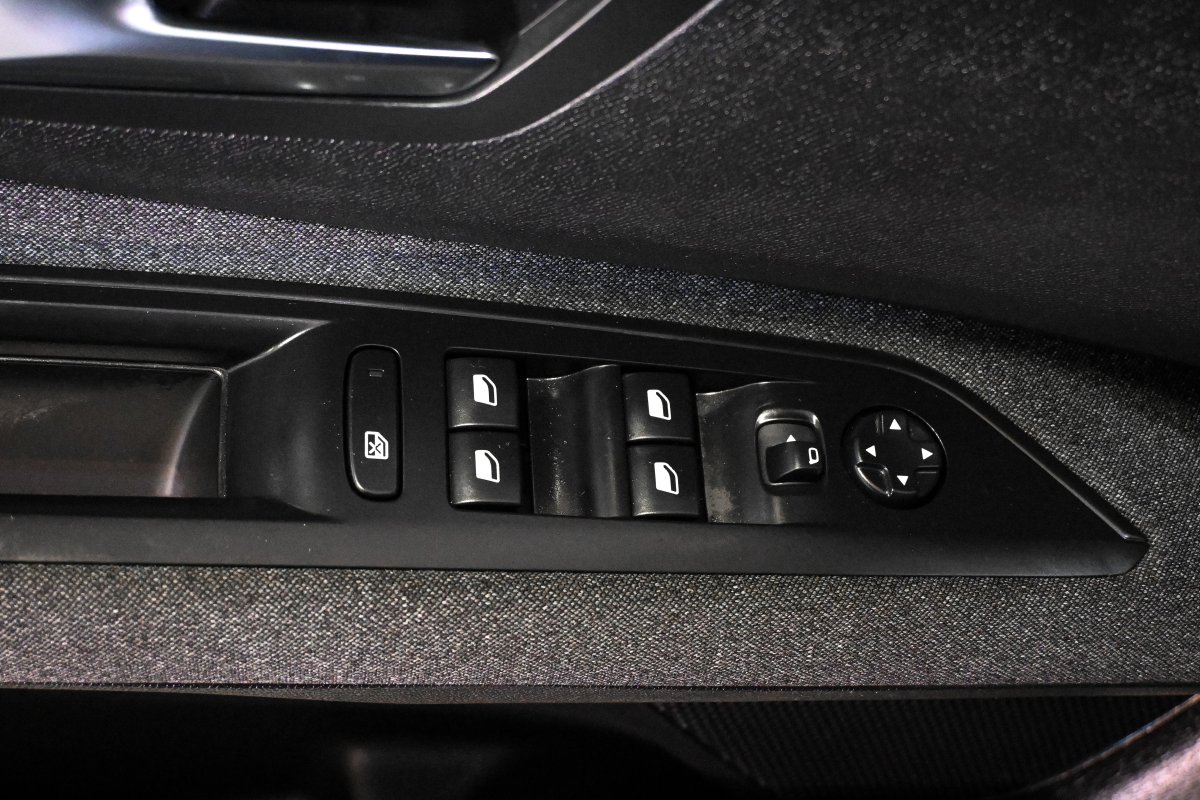 Foto Peugeot 5008 32