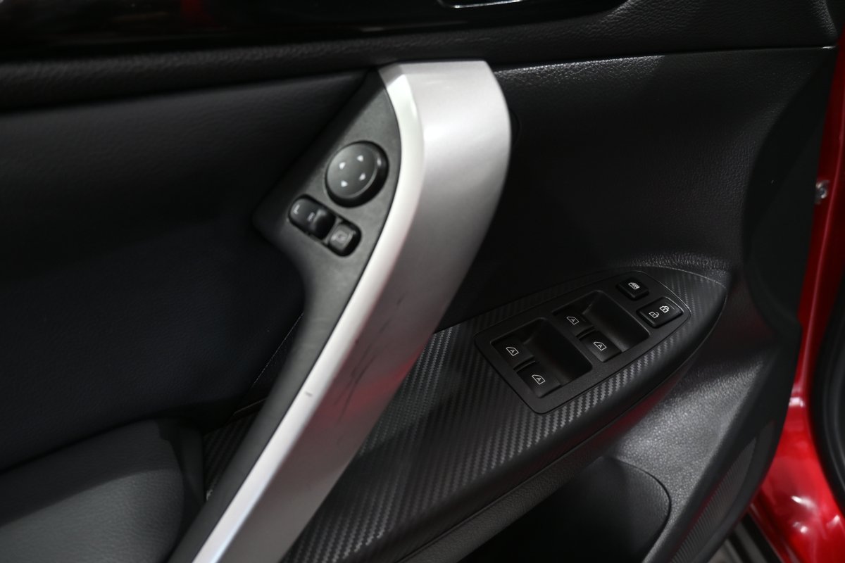 Foto Mitsubishi Eclipse Cross 31
