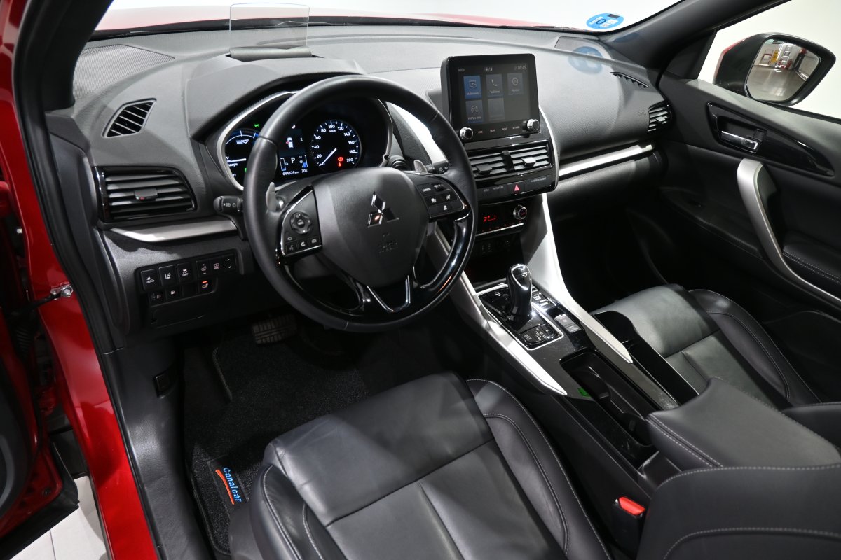Foto Mitsubishi Eclipse Cross 9