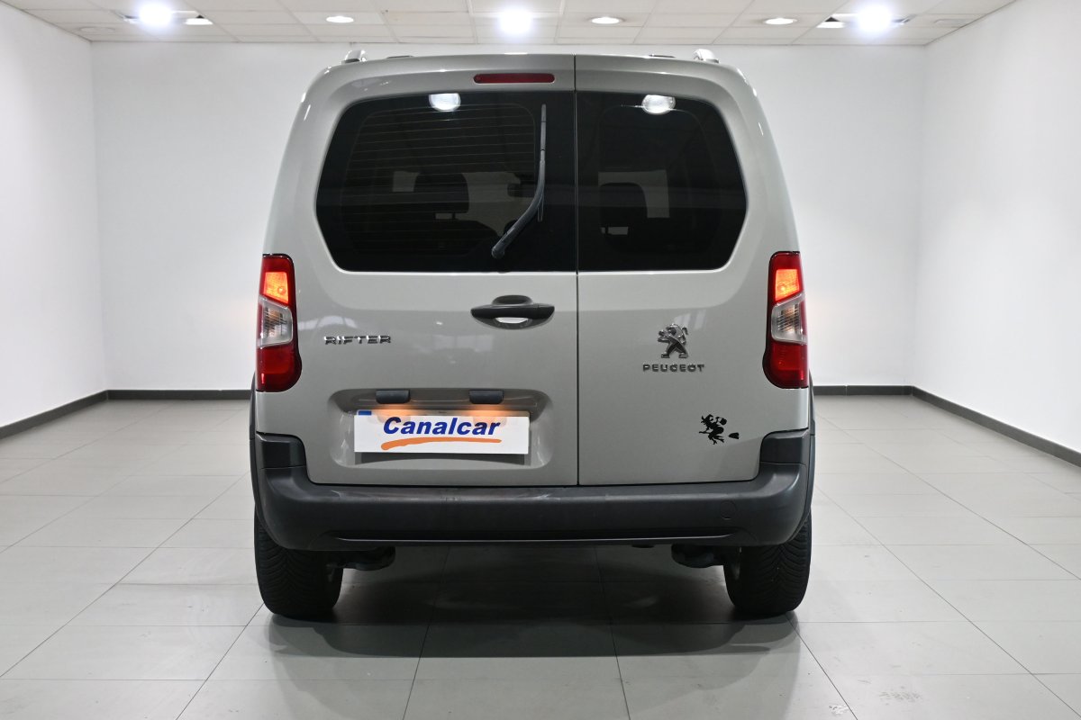 Foto Peugeot NUEVO 5