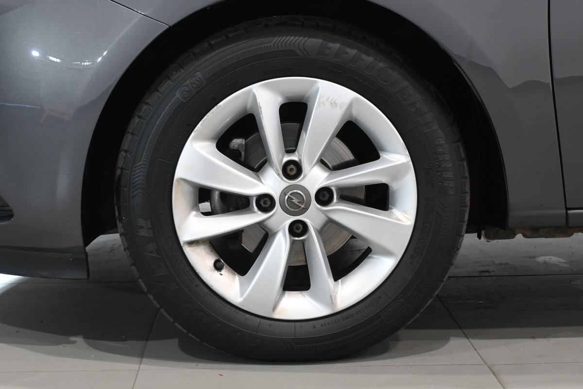 Foto Opel Corsa 24