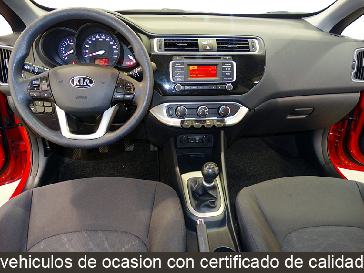 Foto Kia Rio 23