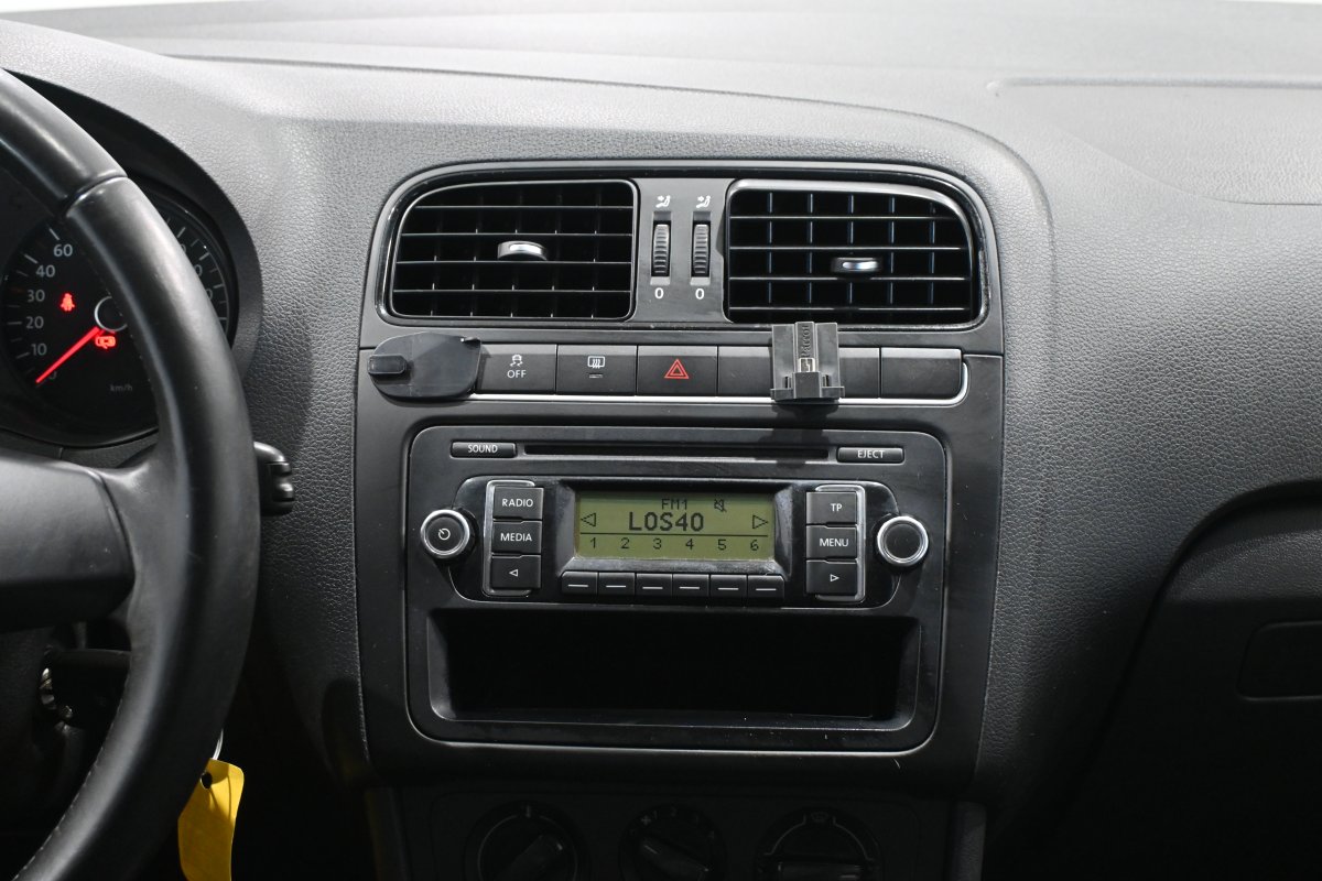 Foto Volkswagen Polo 14