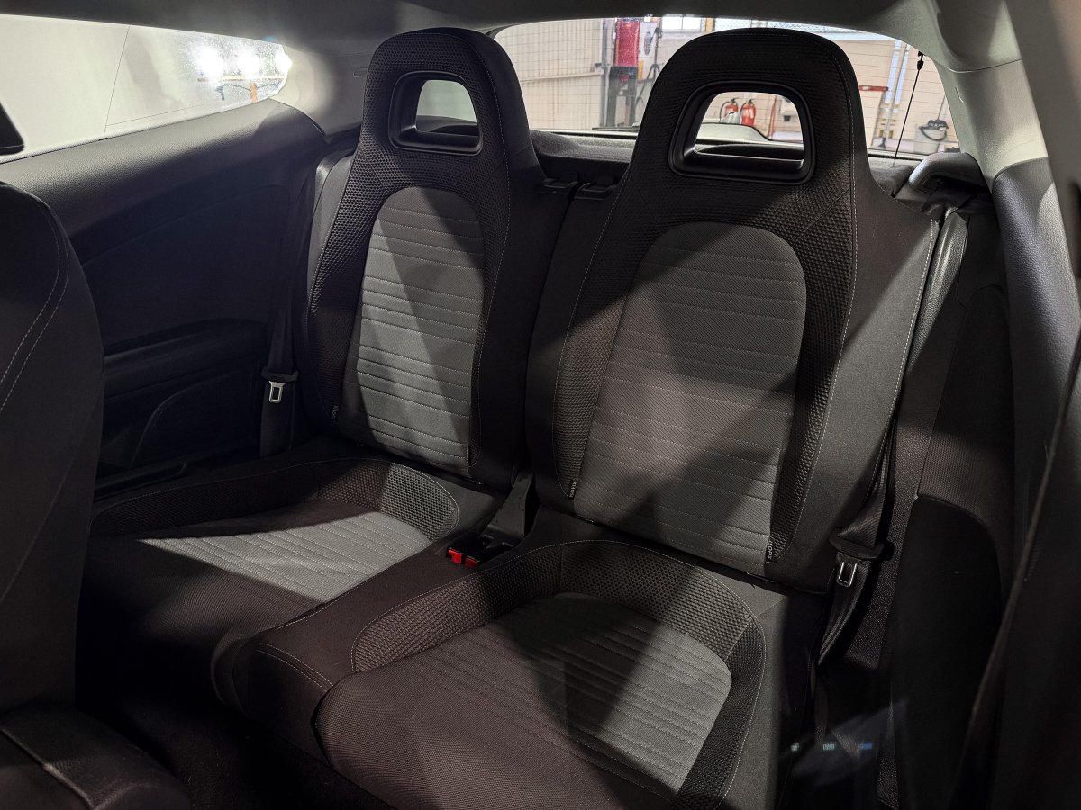 Foto Volkswagen Scirocco 11
