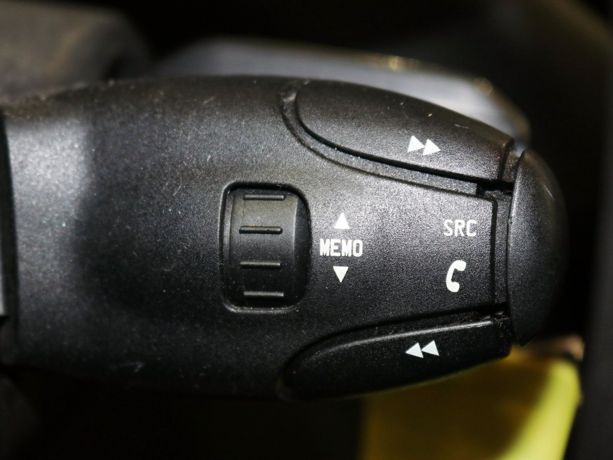 Foto Peugeot 208 17