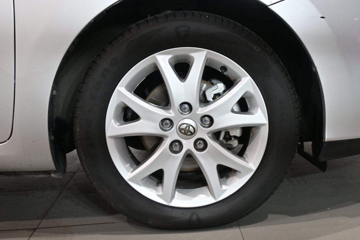 Foto Toyota Auris 30