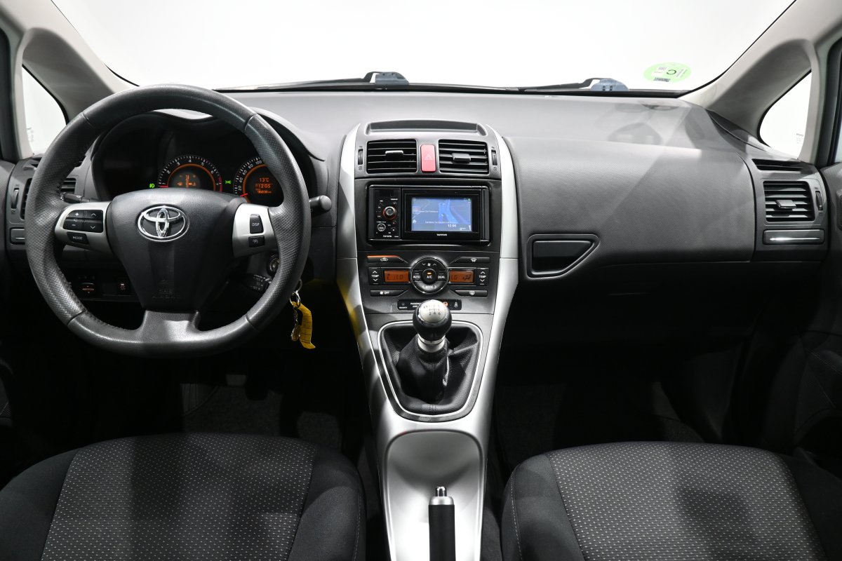 Foto Toyota Auris 18