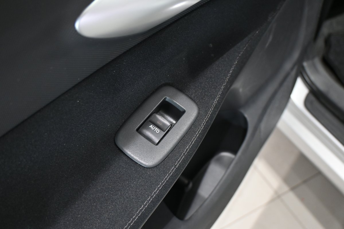 Foto Toyota Auris 28