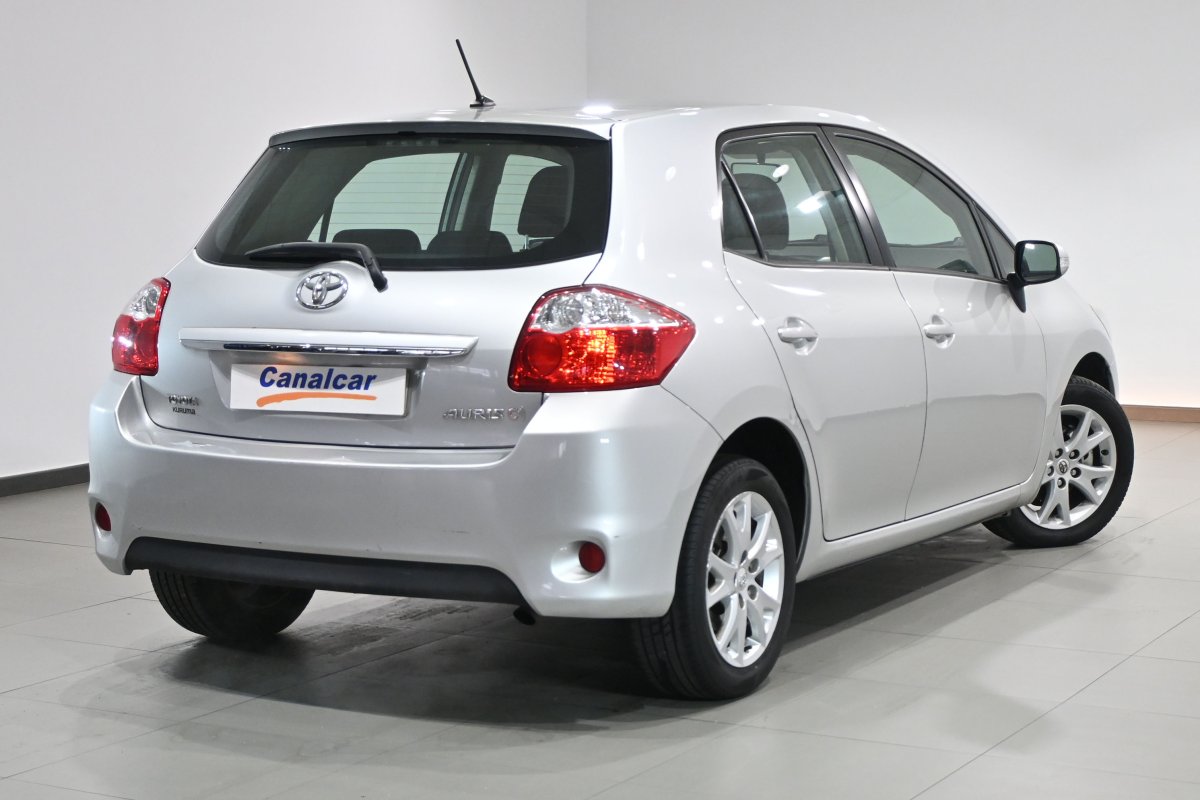 Foto Toyota Auris 4