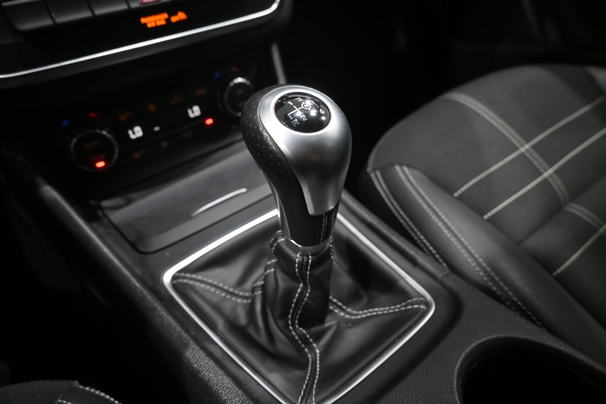 Foto Mercedes-Benz GLA 19