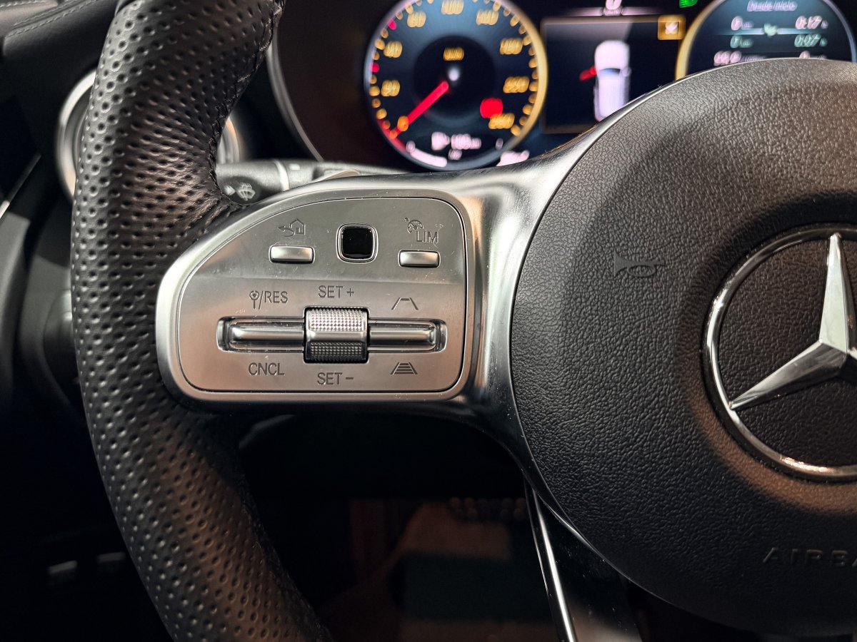 Foto Mercedes-Benz GLC 20