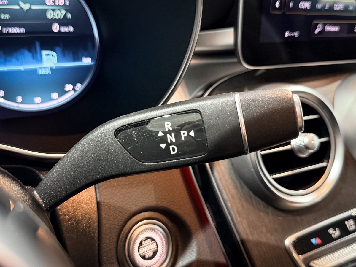 Foto Mercedes-Benz GLC 23