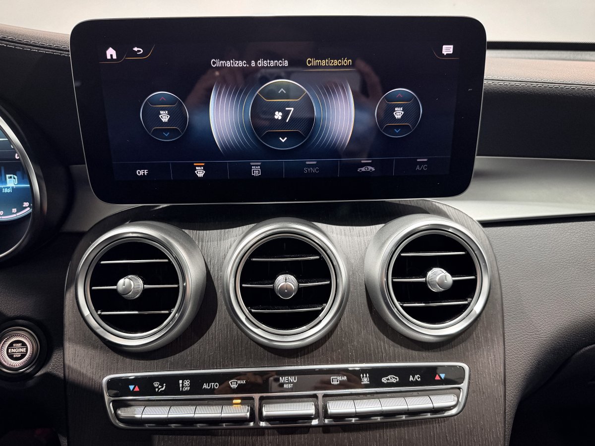 Foto Mercedes-Benz GLC 15