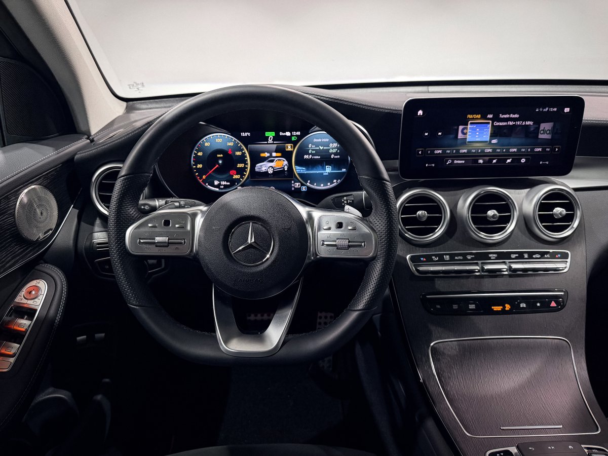 Foto Mercedes-Benz GLC 18