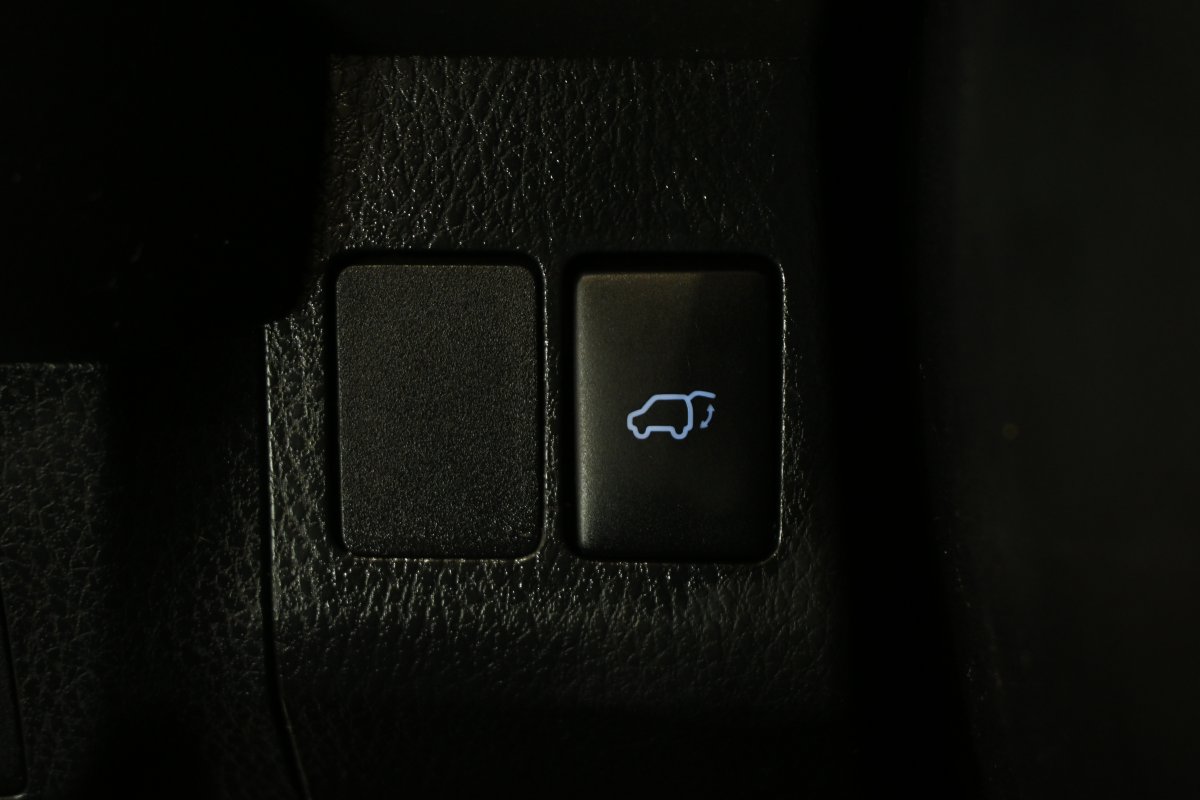 Foto Toyota RAV-4 23