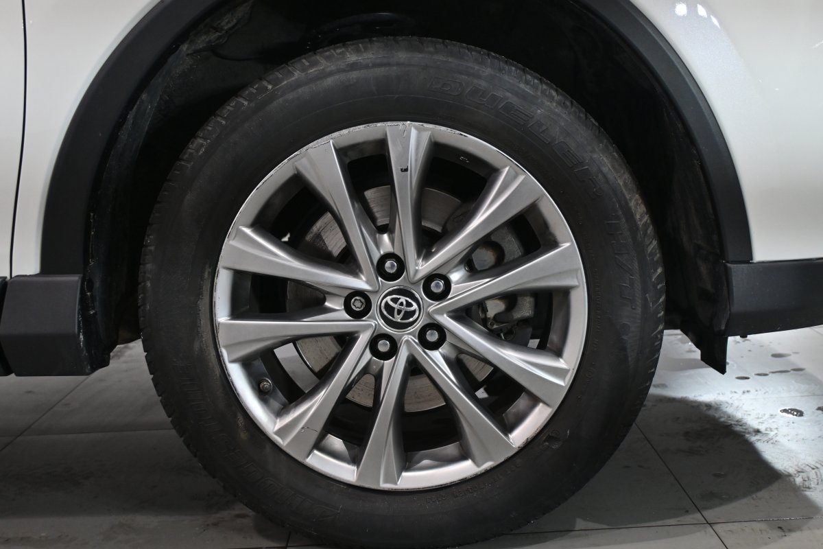 Foto Toyota RAV-4 26