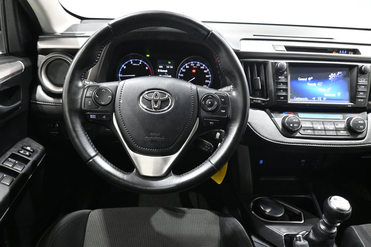 Foto Toyota RAV-4 15