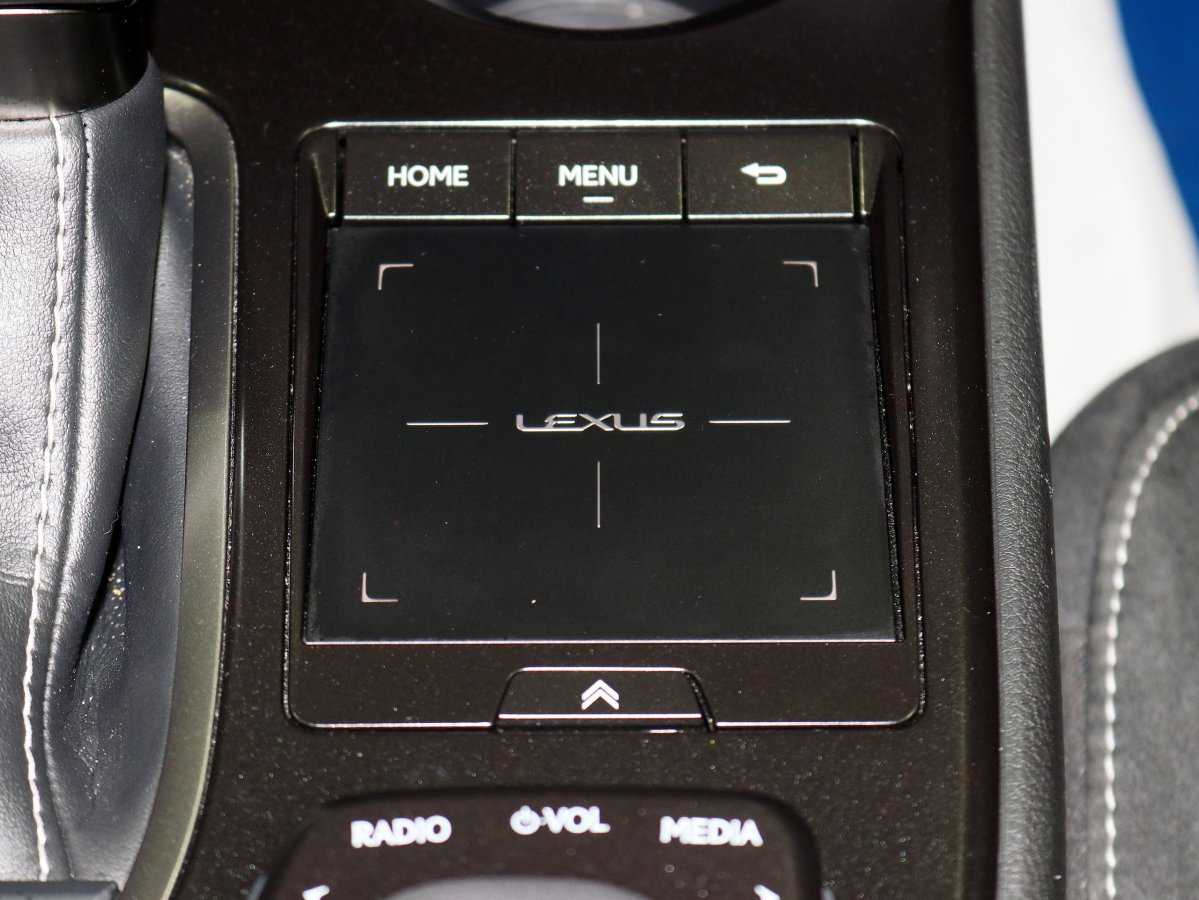 Foto Lexus UX 250h 24