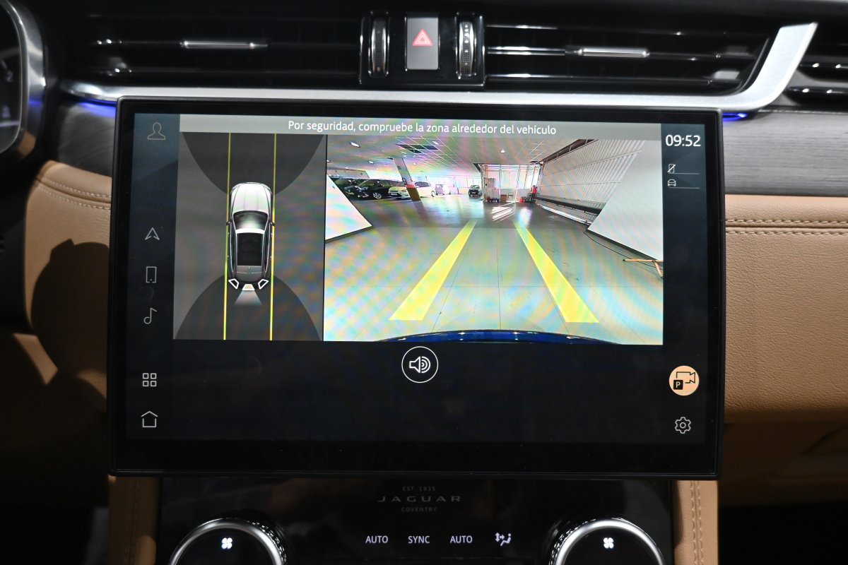 Foto Jaguar F-PACE 18