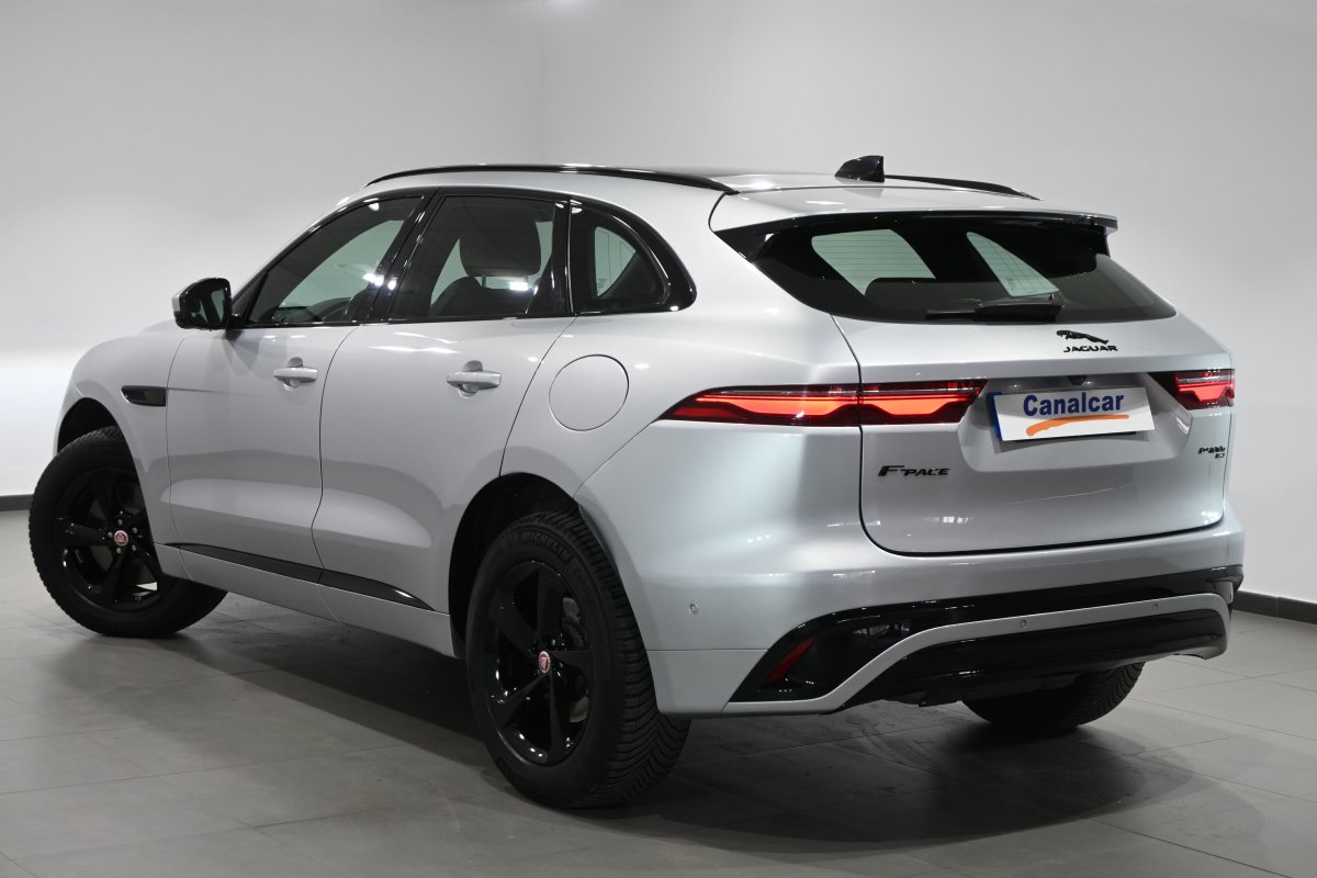 Foto Jaguar F-Pace 2.0 I4 PHEV 404PS AWD Auto RDynamic SE 404cv 6