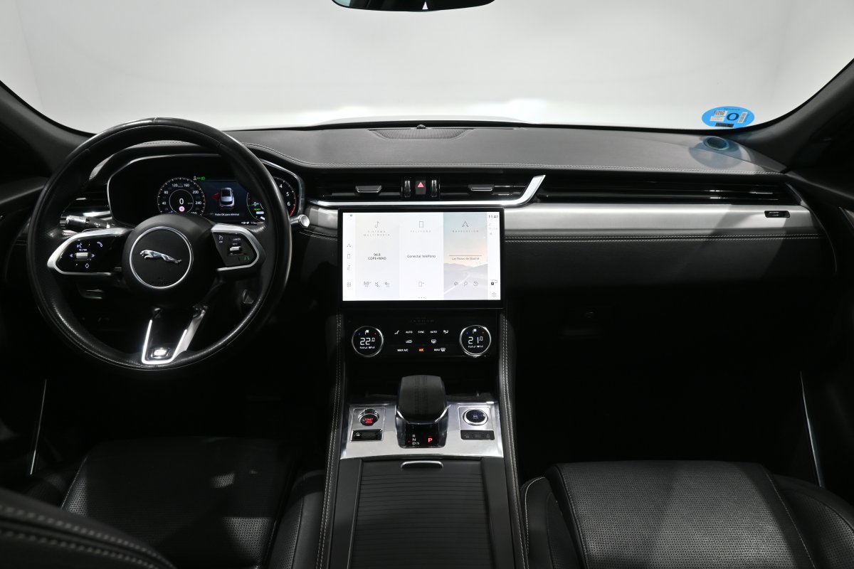 Foto Jaguar F-Pace 2.0 I4 PHEV 404PS AWD Auto RDynamic SE 404cv 20