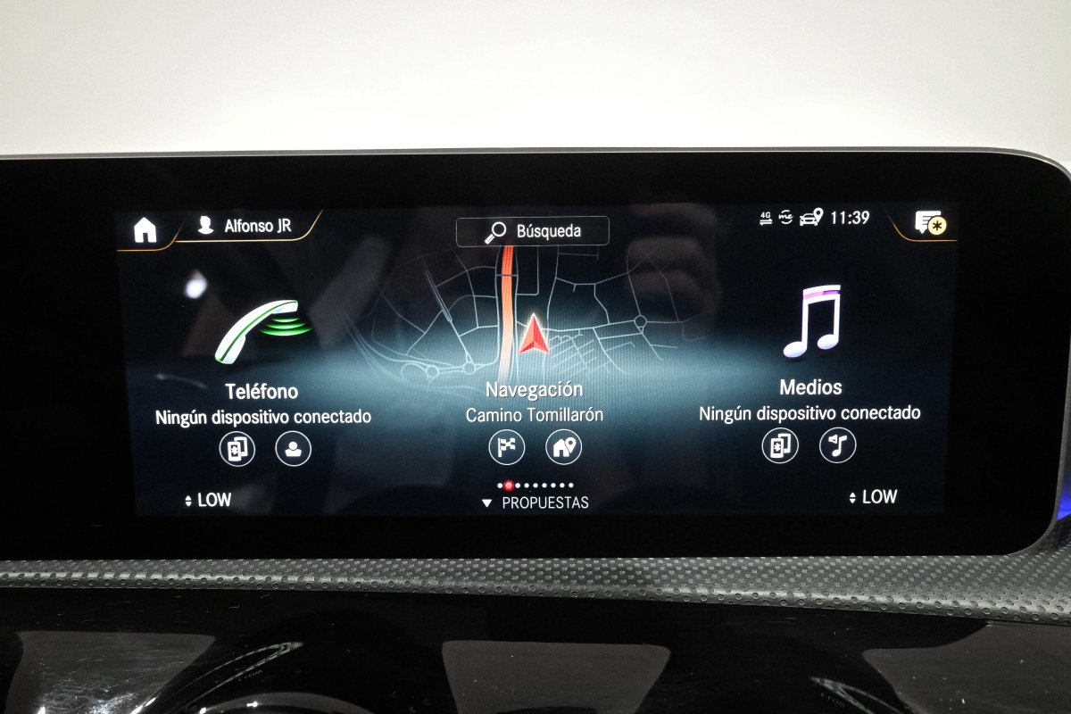 Foto Mercedes-Benz CLA 14