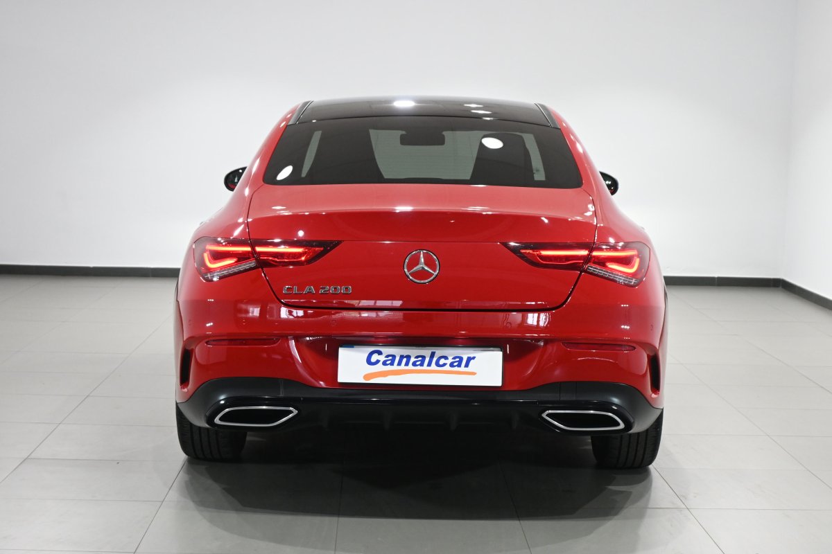 Foto Mercedes-Benz CLA 5