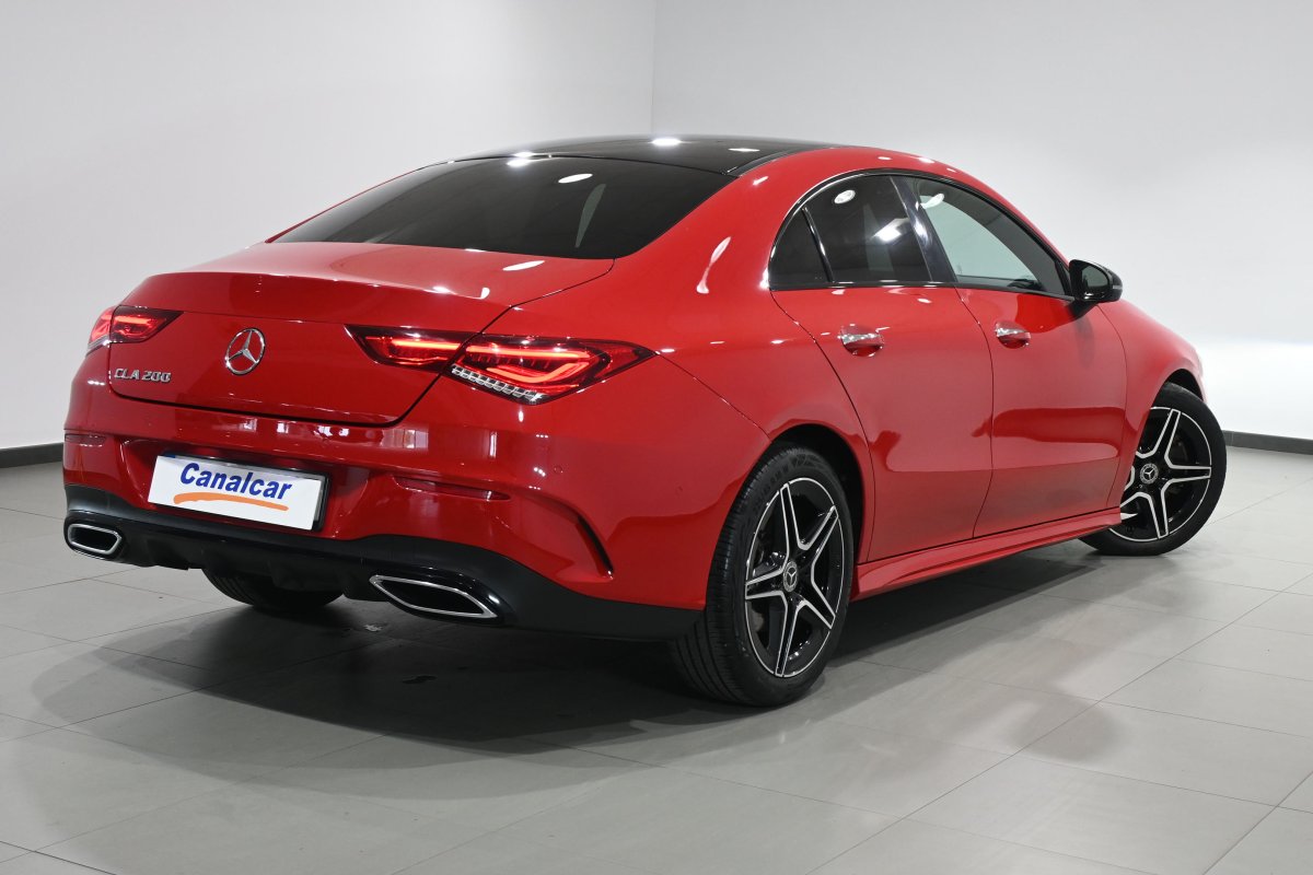 Foto Mercedes-Benz CLA 4