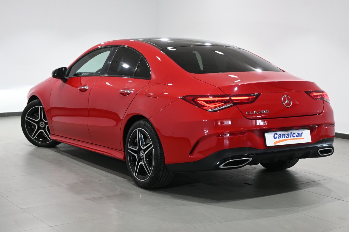 Foto Mercedes-Benz CLA 6