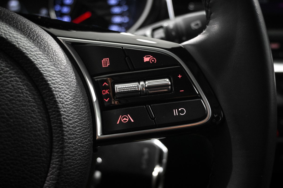 Foto Kia XCEED 1.0 24