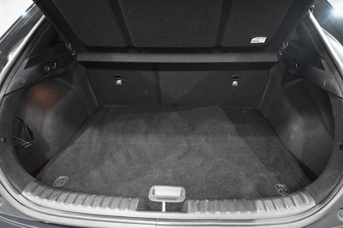 Foto Kia XCEED 1.0 8